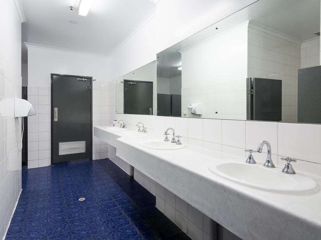 Blue Galah International Backpackers Hostel Adelaide Exterior foto